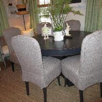 Leslie, 1910 dining chairs restored in the IL090...
