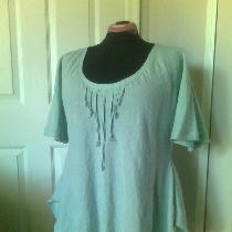 Maria, Bias cut tunic in IL020 MEADOW. 
Very si...