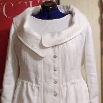 Lined jacket made from (prewashed/dried) Renaissance 100% linen jacquard, using Vogue Donna Kara...