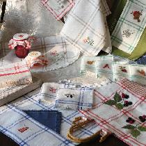 love to use picnic linen for cross-stitch embroidery and more - very summery linen... book cover...