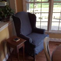 Stephanie, Chair slipcover made out of graphite lin...