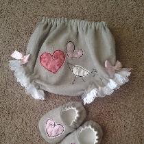 Lauren, Natural linen baby bloomers and shoes wi...
