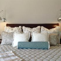 Diana, beautiful bed hand quilted bedspread. Si...