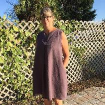 Deborah, Bib dress with front pleat, medium weigh...
