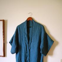 Lauren, Linen kimono-style jacket in Sphinx.