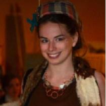 I love the plaid Linens which made it perfect for The Huntress Dress.Brown Linen at the top trim...