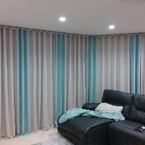 Sandra, Window covering for a combined 12 feet l...